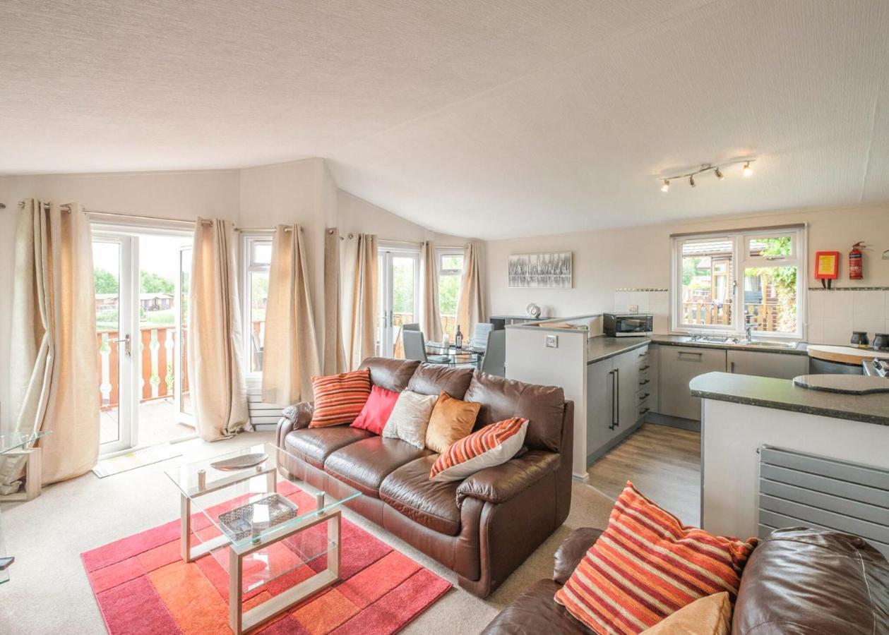 South Lakeland Leisure Village Hornby  المظهر الخارجي الصورة