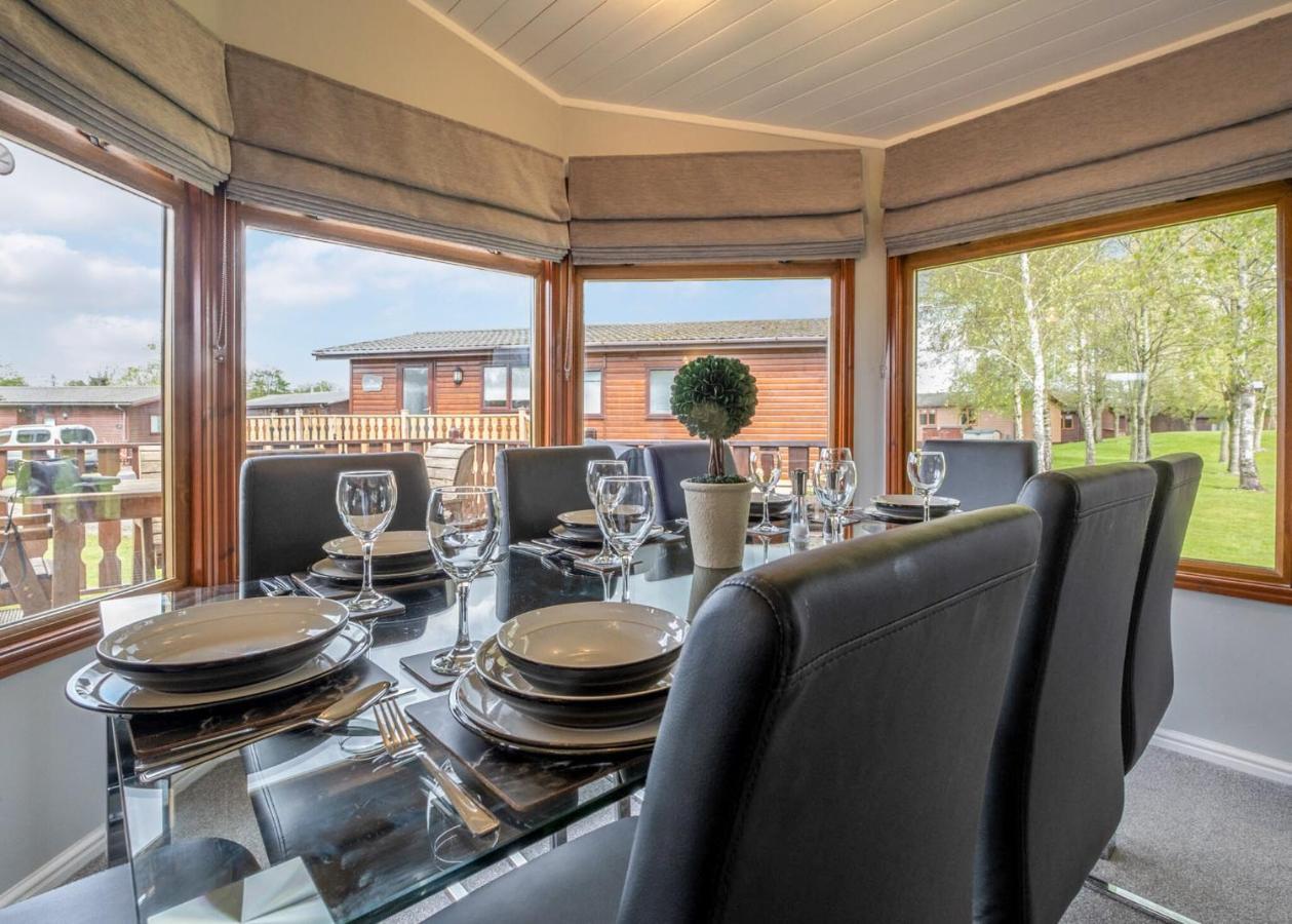 South Lakeland Leisure Village Hornby  المظهر الخارجي الصورة