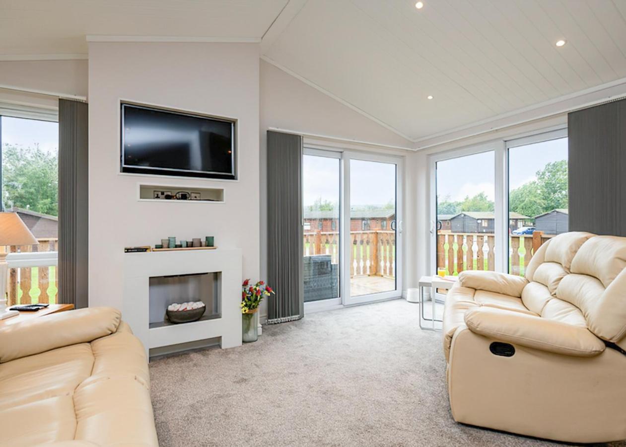 South Lakeland Leisure Village Hornby  المظهر الخارجي الصورة
